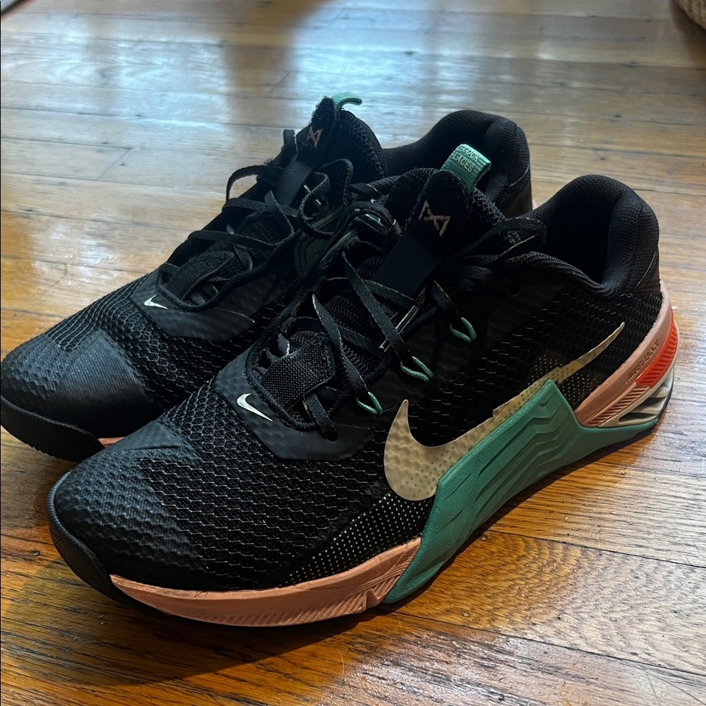 Nike Metcon Black Sneakers with Teal and Coral Highlights